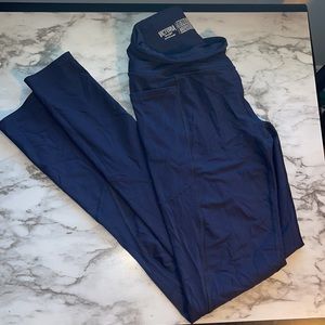 Full Length, Navy Victoria Secret Sport Leggings with pockets! Size XS
